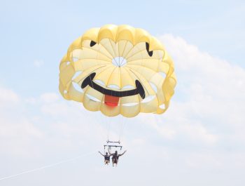 Parasailing in Duck