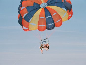 Manteo Parasailing