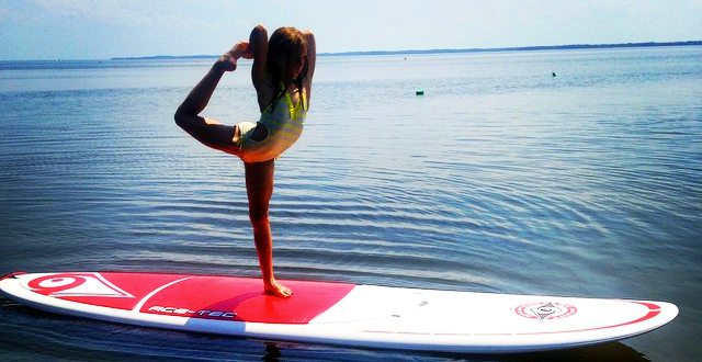 Stand Up Paddleboarding Yoga Stand Up Paddleboarding Yoga