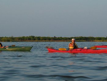 kayaking-pea-island-national-wildlife-refuge